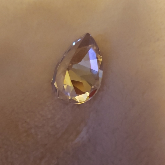 White sapphire no returns - Picture 4 of 4